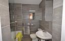 gallery thumbnail 07_flat-11-rutland-court-bathroom-1.jpg